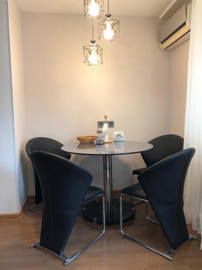 Stylish Apartments In The Heart Of The City! Ташкент Экстерьер фото