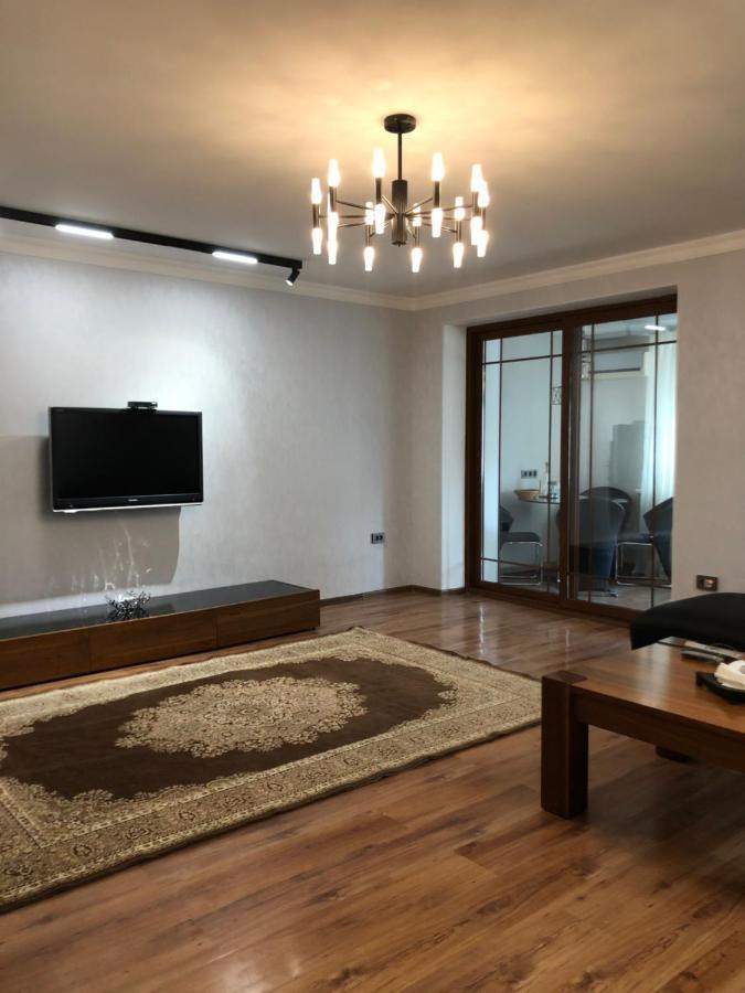 Stylish Apartments In The Heart Of The City! Ташкент Экстерьер фото