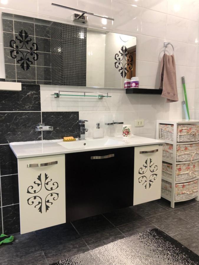 Stylish Apartments In The Heart Of The City! Ташкент Экстерьер фото
